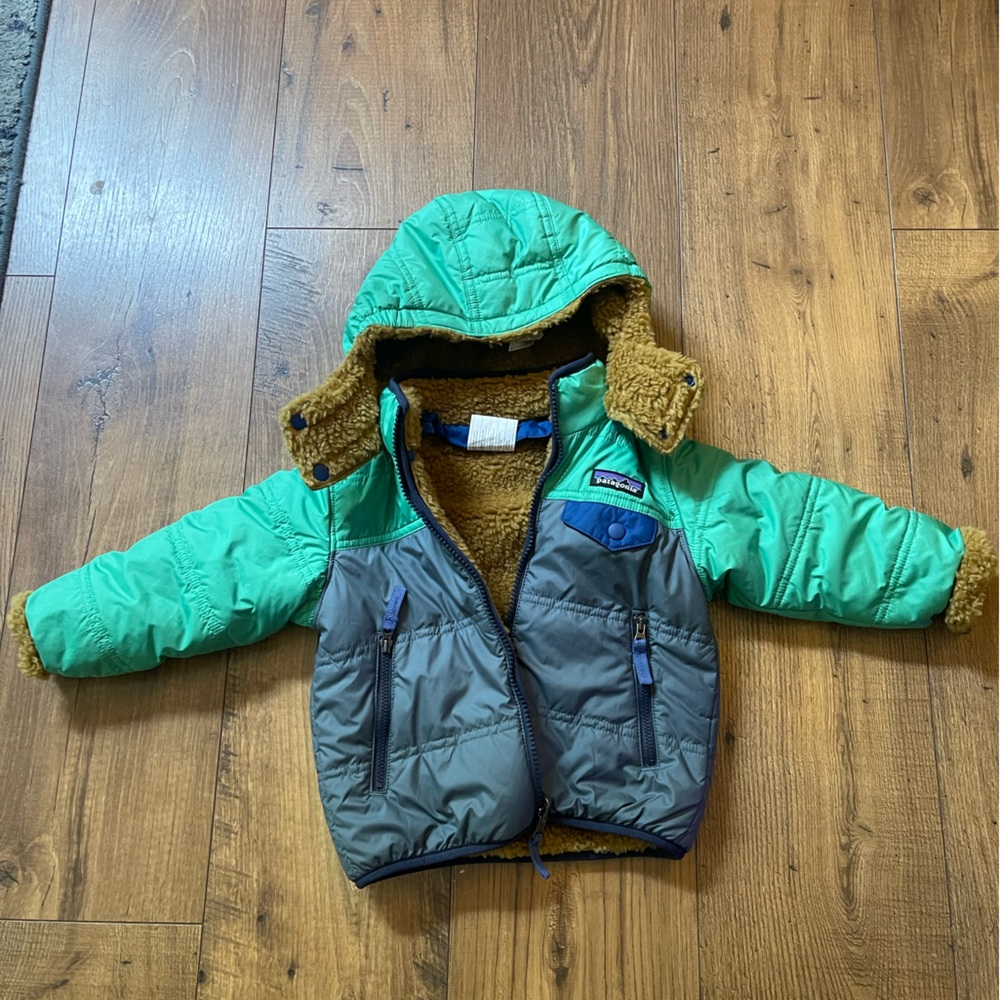 🖤Patagonia 🖤Toddler Boy 🖤Size: 2T 🖤 Reversible winter jacket 🖤 GUC